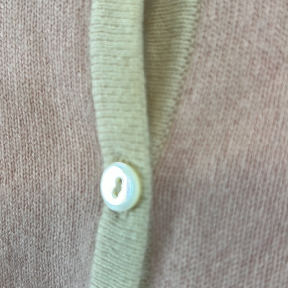 Charter Club 2 ply Cashmere Pink/White Cardigan Sweater • MEDiUM - Picture 4 of 8